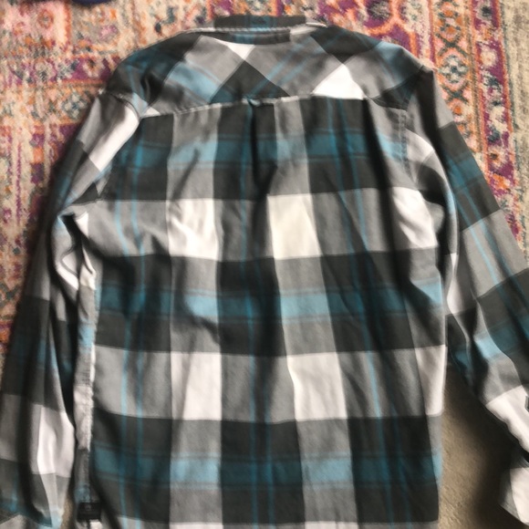 Worn Men’s Quiksilver Flannel sz Medium - Picture 4 of 4